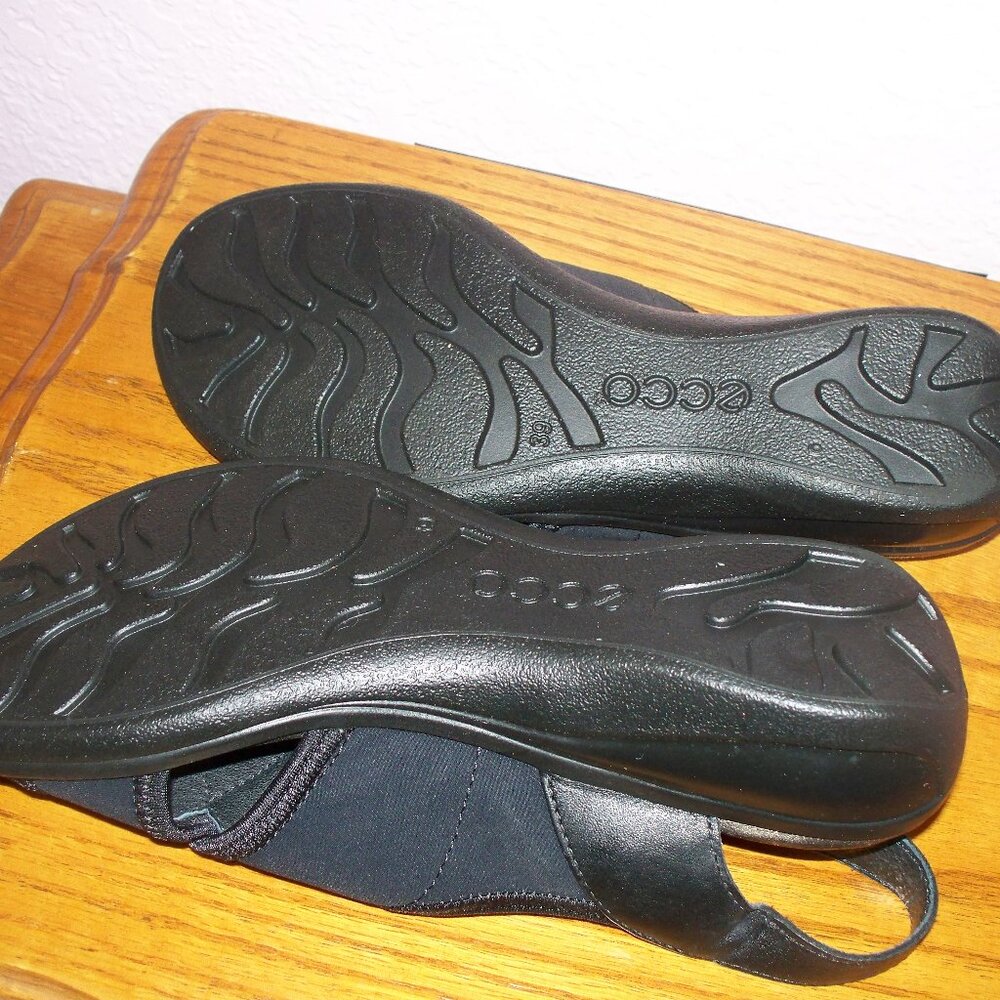 Ecco Sandals - Picture 3 of 3